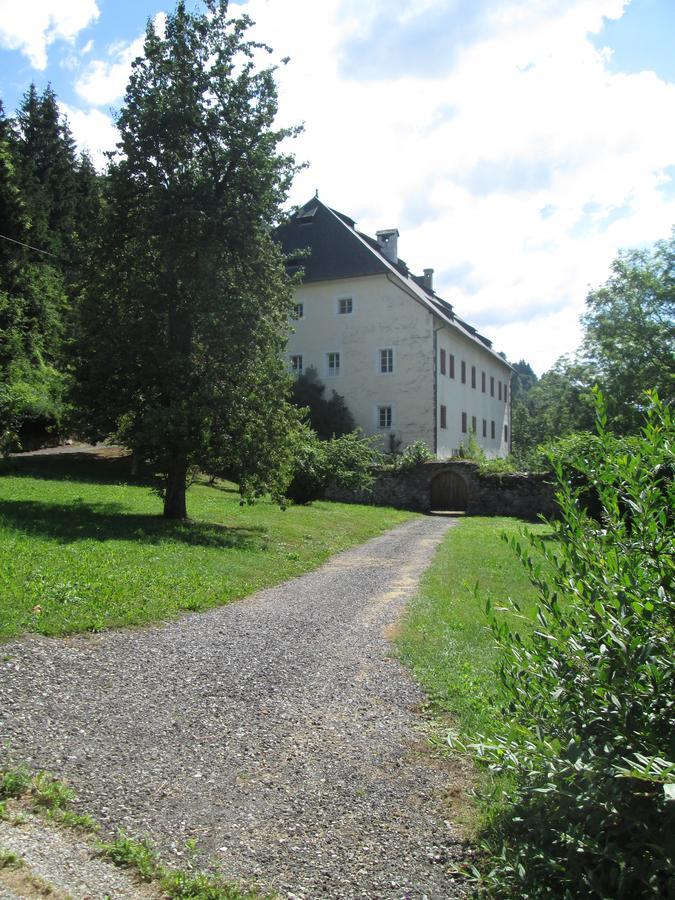 Schloss Manndorf Gaestehaus Kotschach-Mauthen Exterior foto